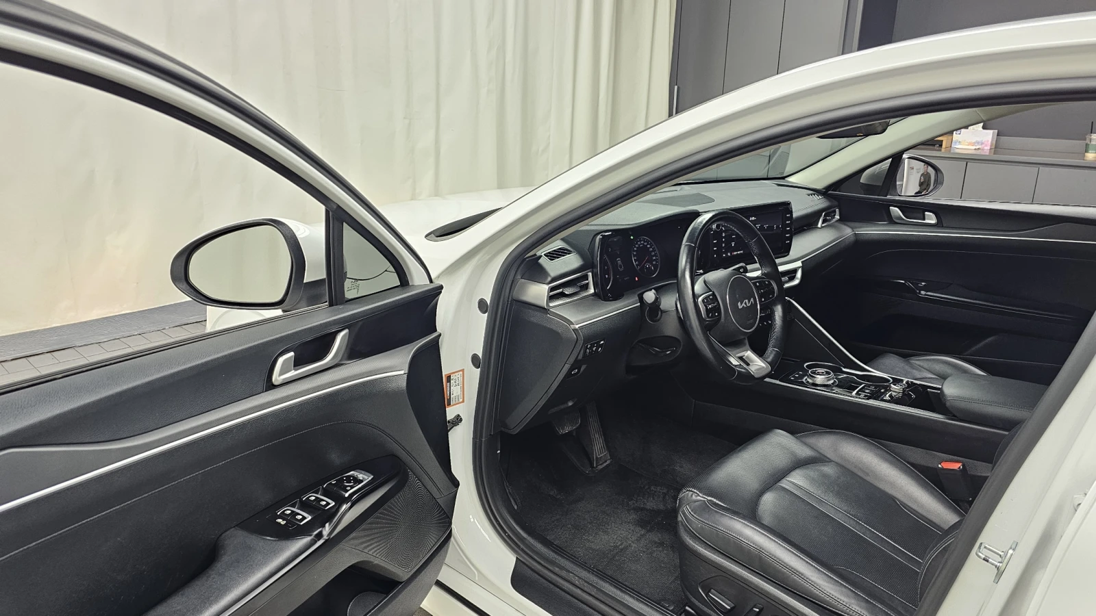 Kia K5 2.0LPI TRENDY autogeorge.com - изображение 9