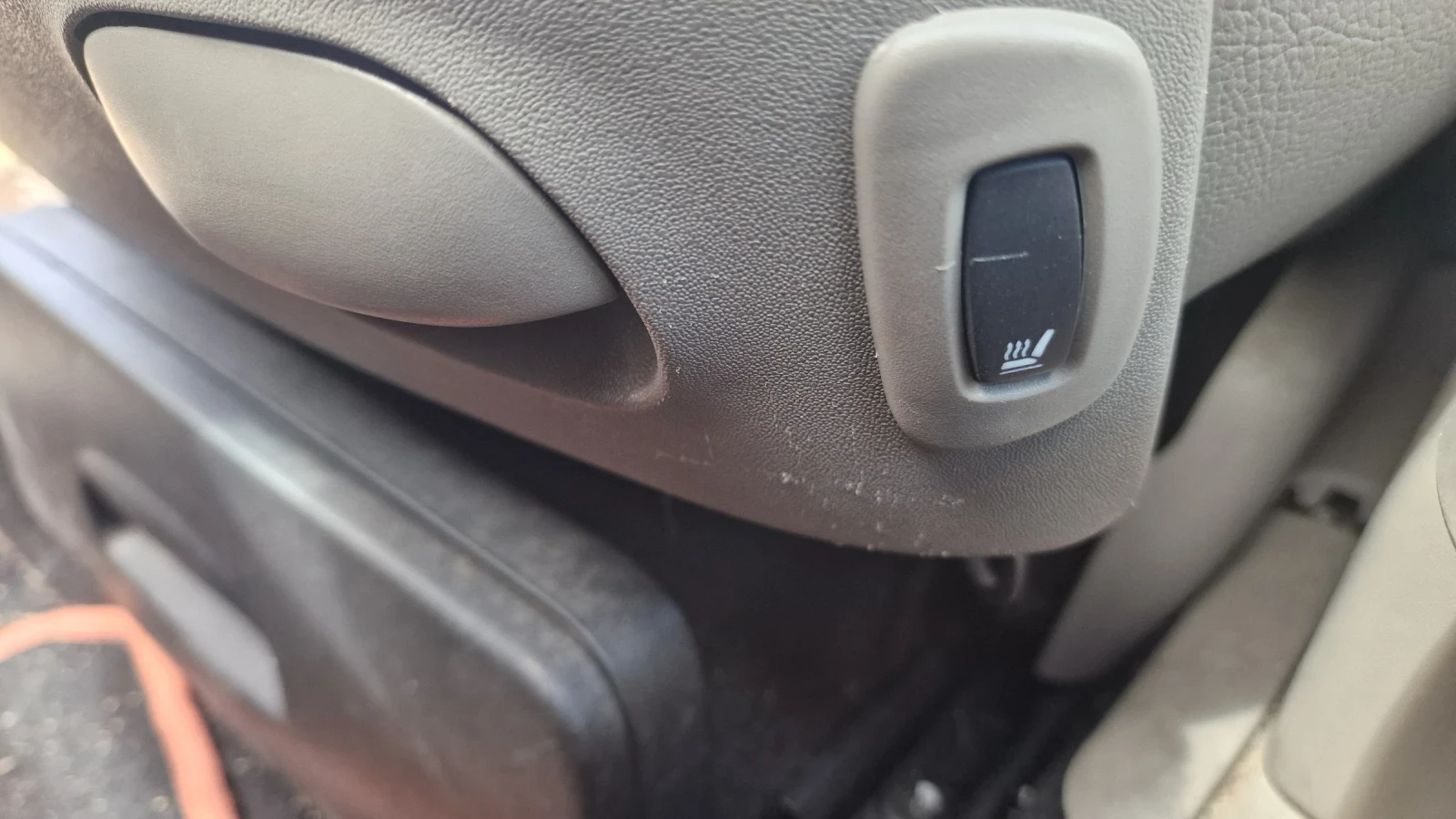 Renault Scenic 2.0, снимка 10 - Автомобили и джипове - 54891647