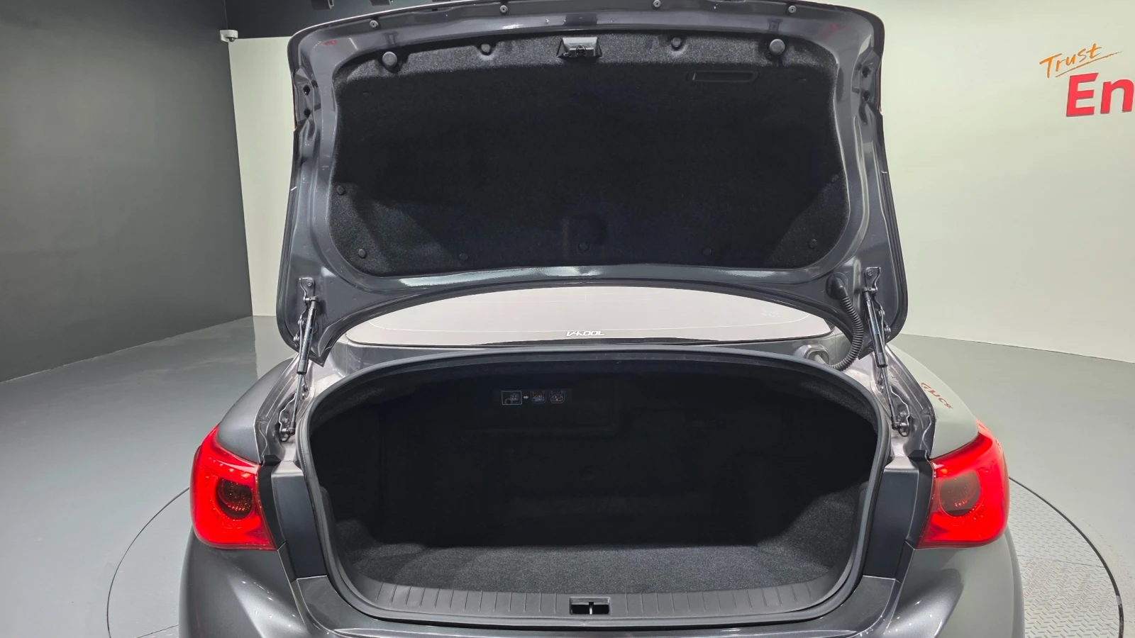 Infiniti Q50 Essence 3.5 Hybrid * hellascars.bg * , снимка 16 - Автомобили и джипове - 55512070
