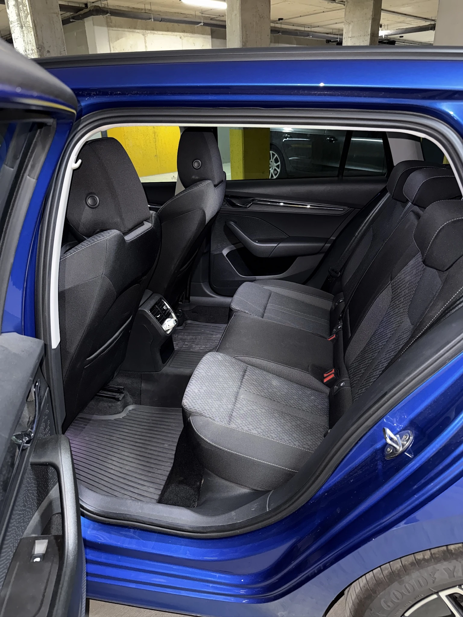 Skoda Octavia 1.5 TSI 150к.с. Style Plus , снимка 11 - Автомобили и джипове - 55648210