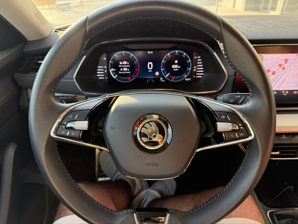 Skoda Octavia 1.5 TSI 150к.с. Style Plus , снимка 8 - Автомобили и джипове - 55648210