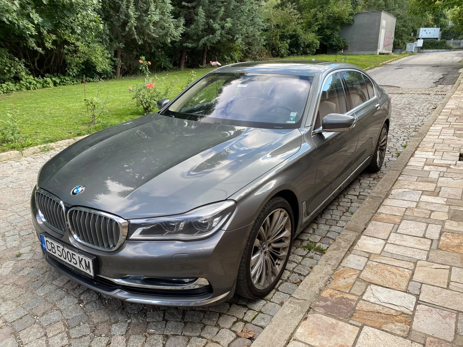 BMW 750, снимка 4 - Автомобили и джипове - 56535833