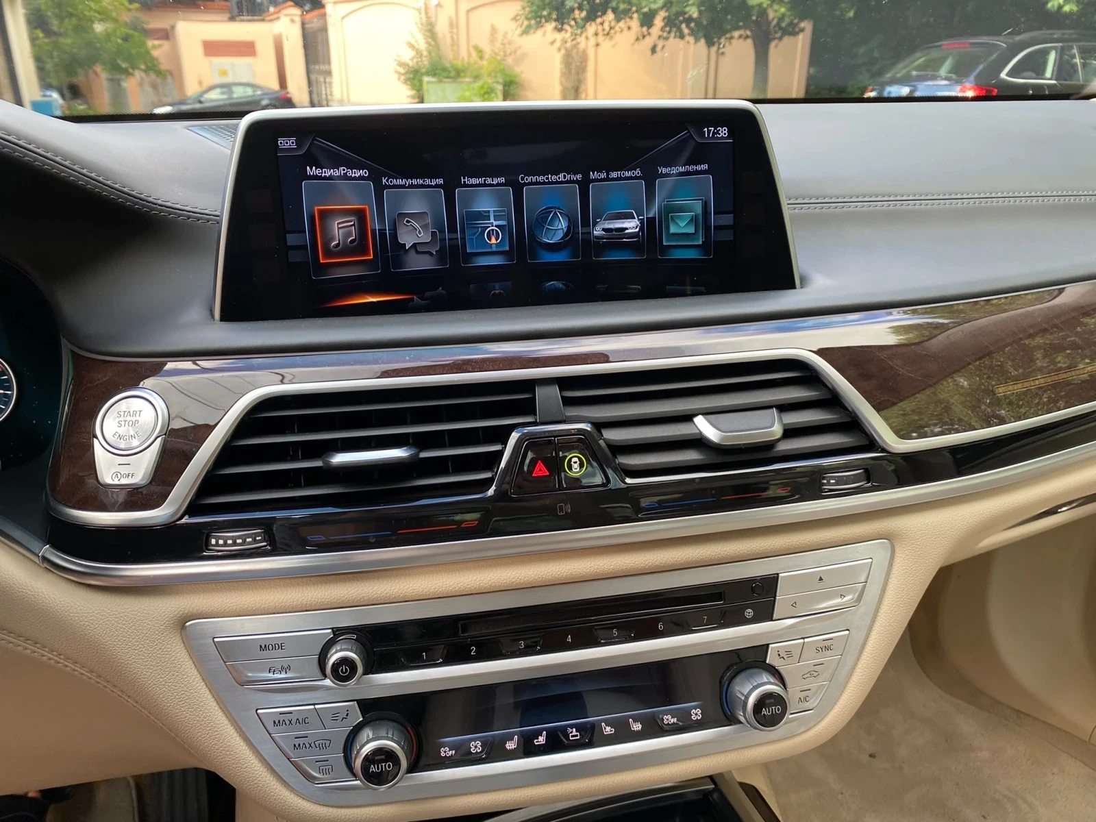 BMW 750, снимка 10 - Автомобили и джипове - 56535833