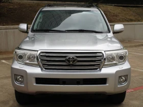Toyota Land cruiser 5.7 * 7 Места * Черен Салон * Камера * Без Ръжда *, снимка 2