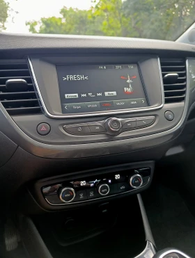 Opel Crossland X Elegance, снимка 11