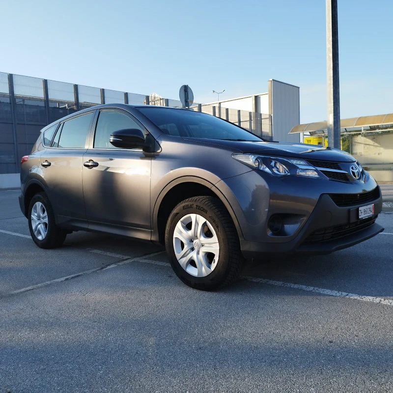 Toyota Rav4 2.0 4x4  Швейцария , снимка 1 - Автомобили и джипове - 47961741