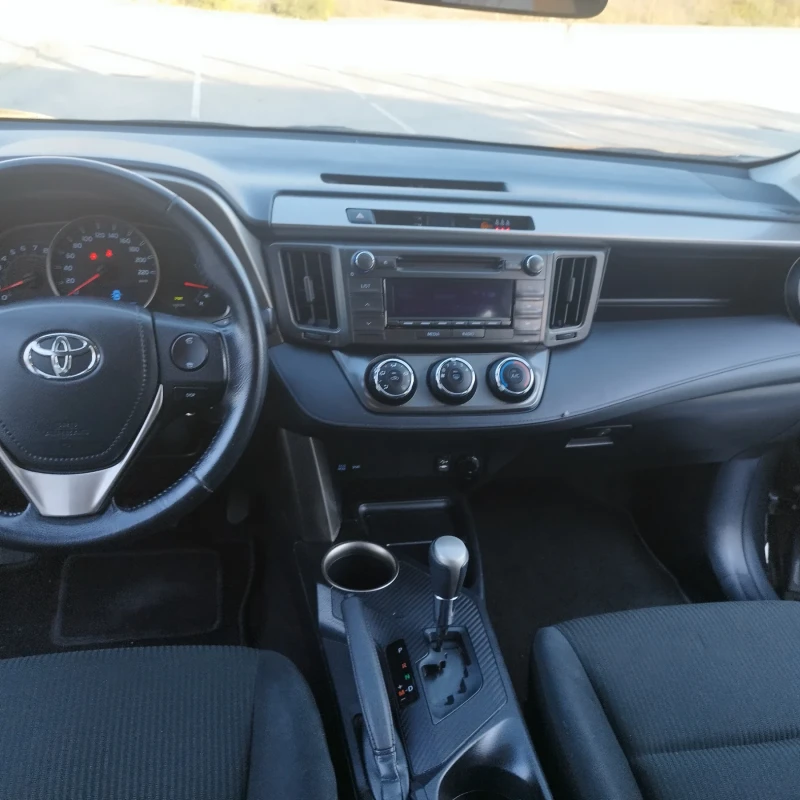 Toyota Rav4 2.0 4x4  Швейцария , снимка 12 - Автомобили и джипове - 47961741