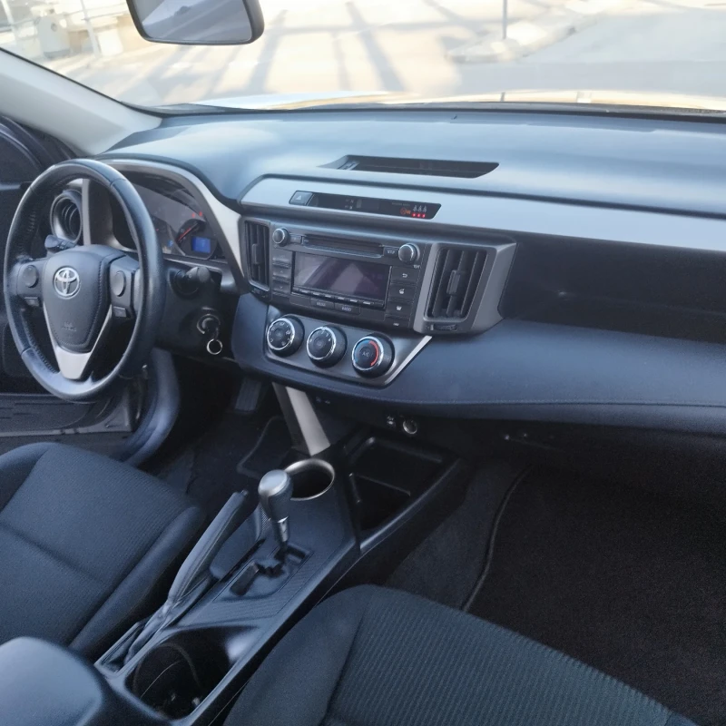 Toyota Rav4 2.0 4x4  Швейцария , снимка 15 - Автомобили и джипове - 47961741