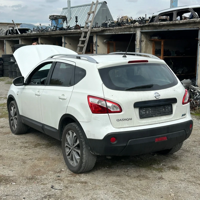Nissan Qashqai 2.0D 4x4, снимка 3 - Автомобили и джипове - 52162425