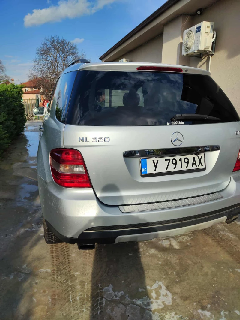 Mercedes-Benz ML 320, снимка 13 - Автомобили и джипове - 52504206