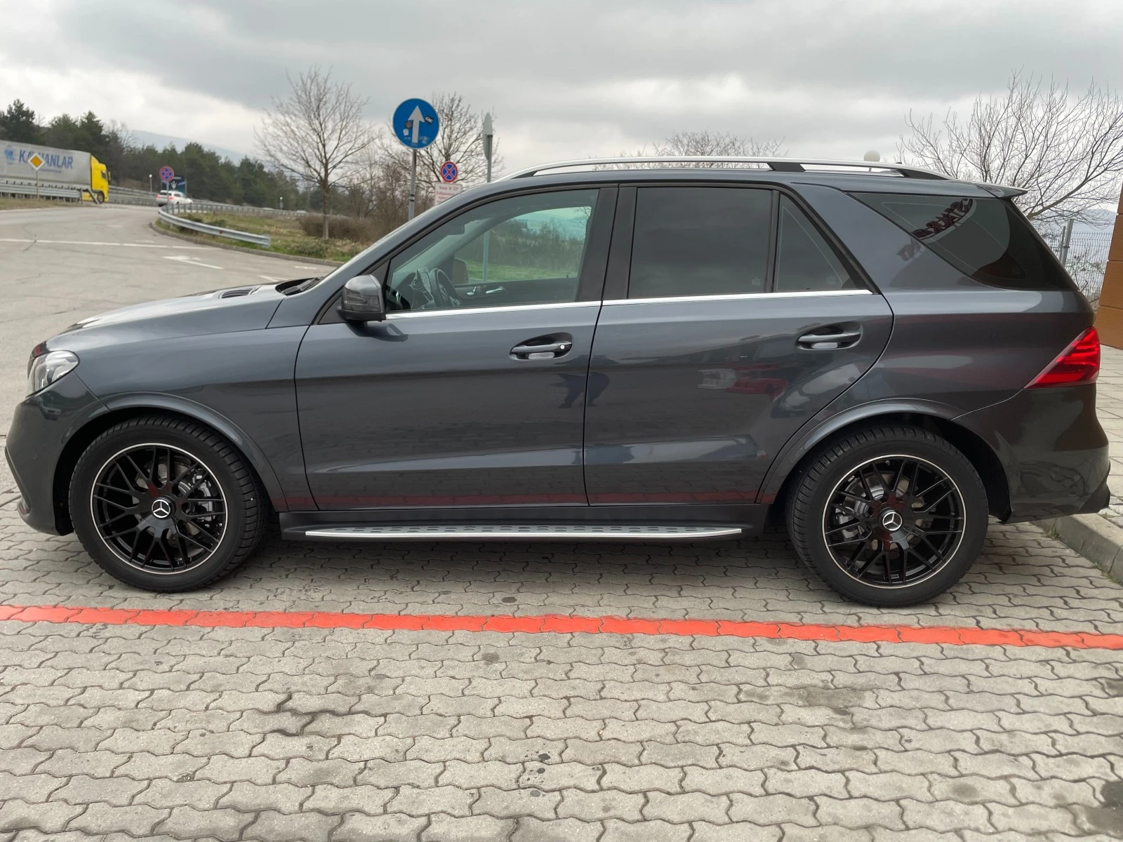 Mercedes-Benz GLE 350 * AMG OPTIC* 4 MATIC* 9G TRONIC* PODGREV* KAMERA - изображение 8