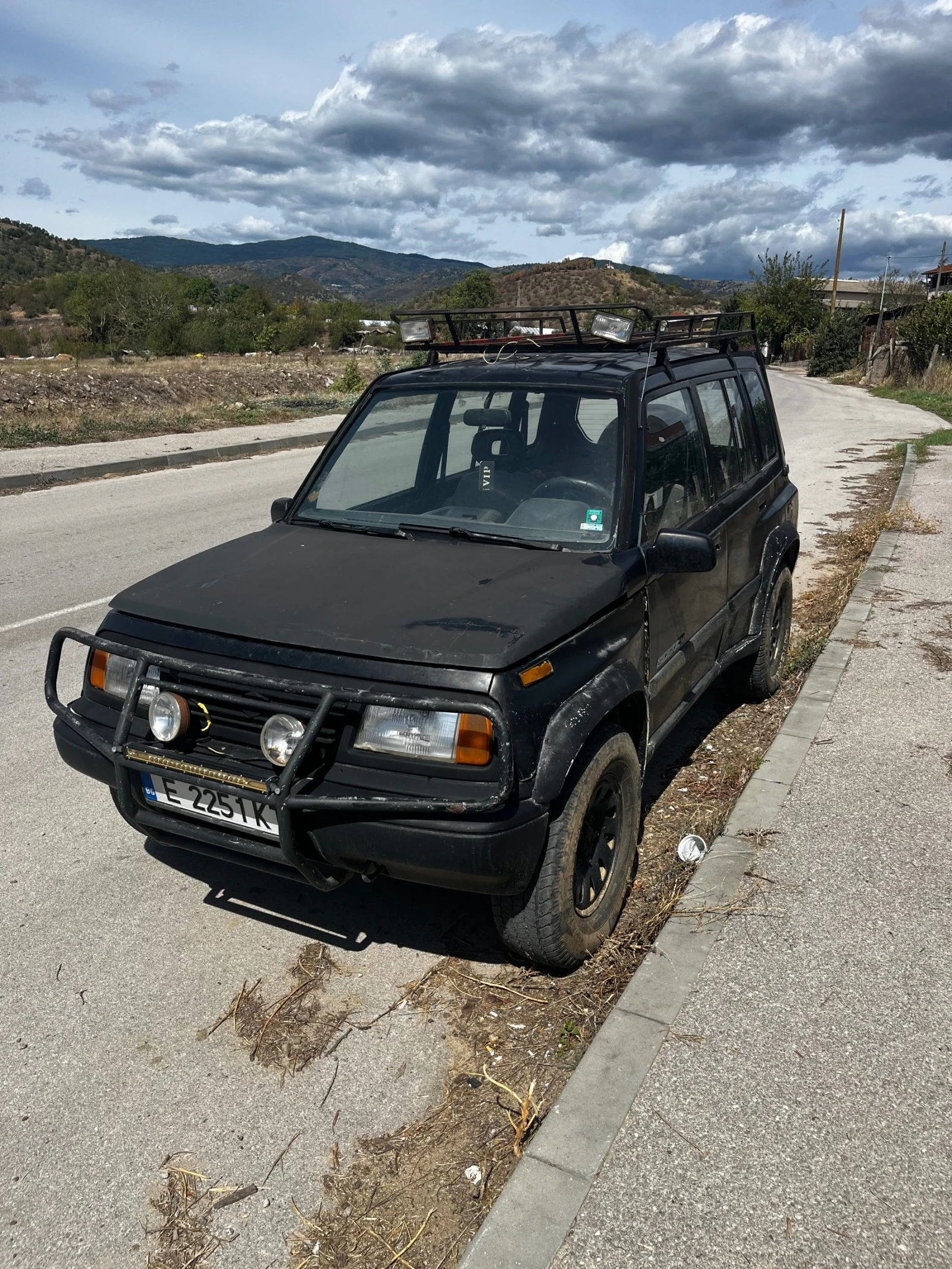 Suzuki Vitara Sidekick - изображение 2