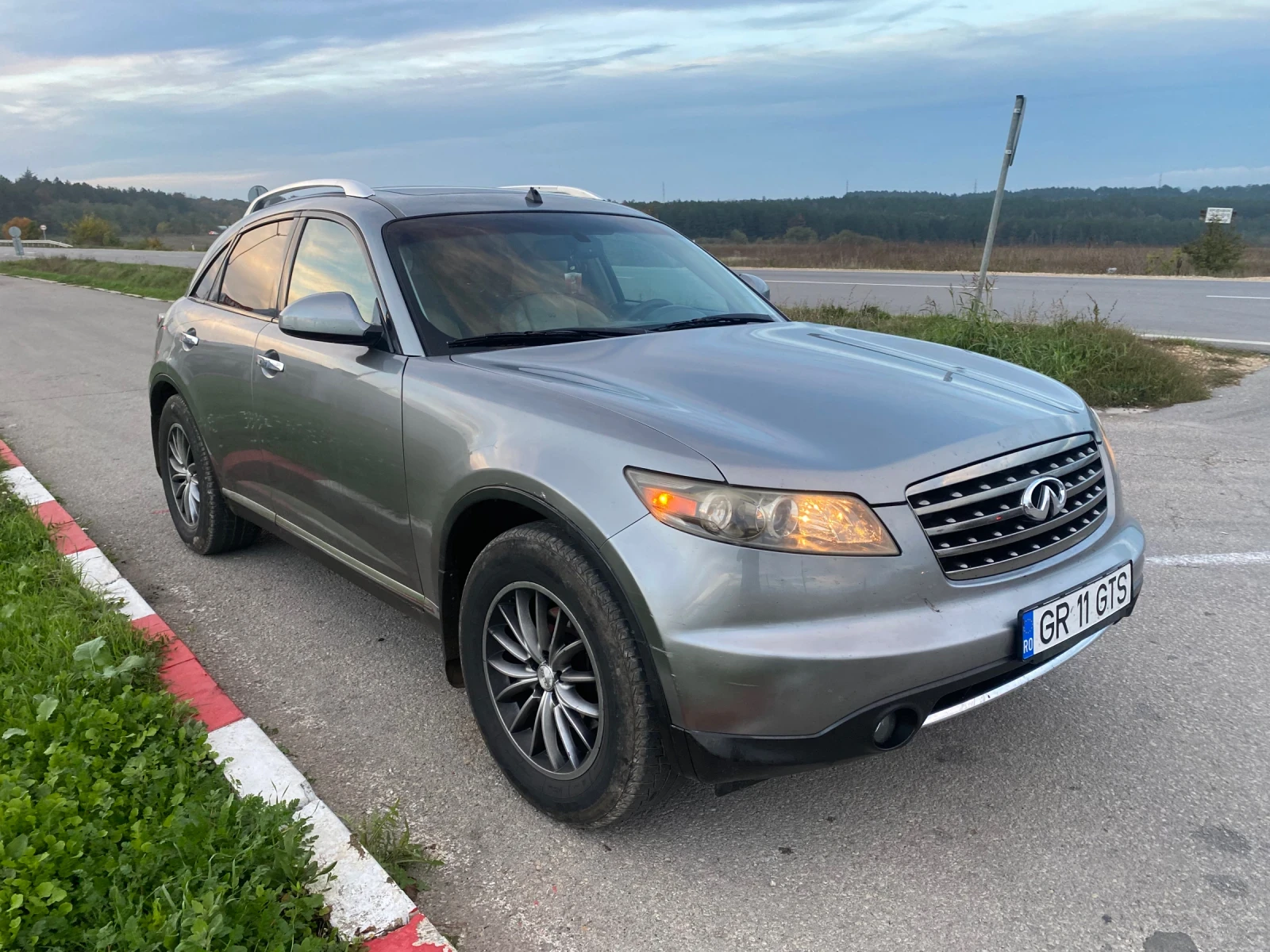 Infiniti Fx 35 3.5 Газ-Бензин 4х4 - изображение 2