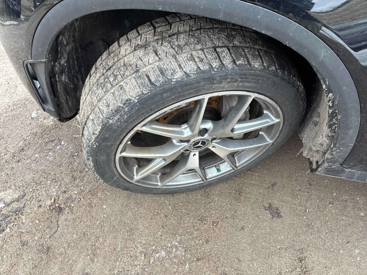 Mercedes-Benz GLC 300 COUPE/CARFAX/ПАНОРАМА/ВТОРИ ГУМИ, снимка 6 - Автомобили и джипове - 53934350