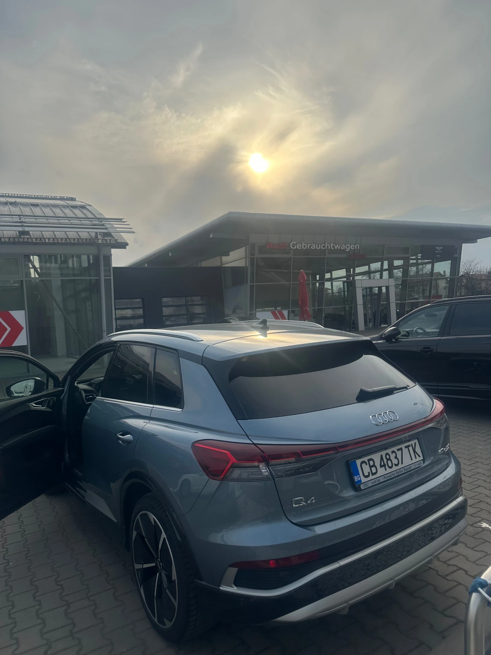 Audi Q4 E-tron 50 quattro, снимка 5 - Автомобили и джипове - 54045117