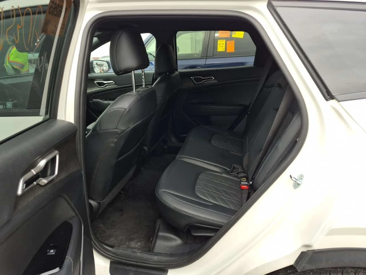Kia Sportage * AWD * ПОДГРЕВ* KEYLESS* 360* , снимка 3 - Автомобили и джипове - 54377432