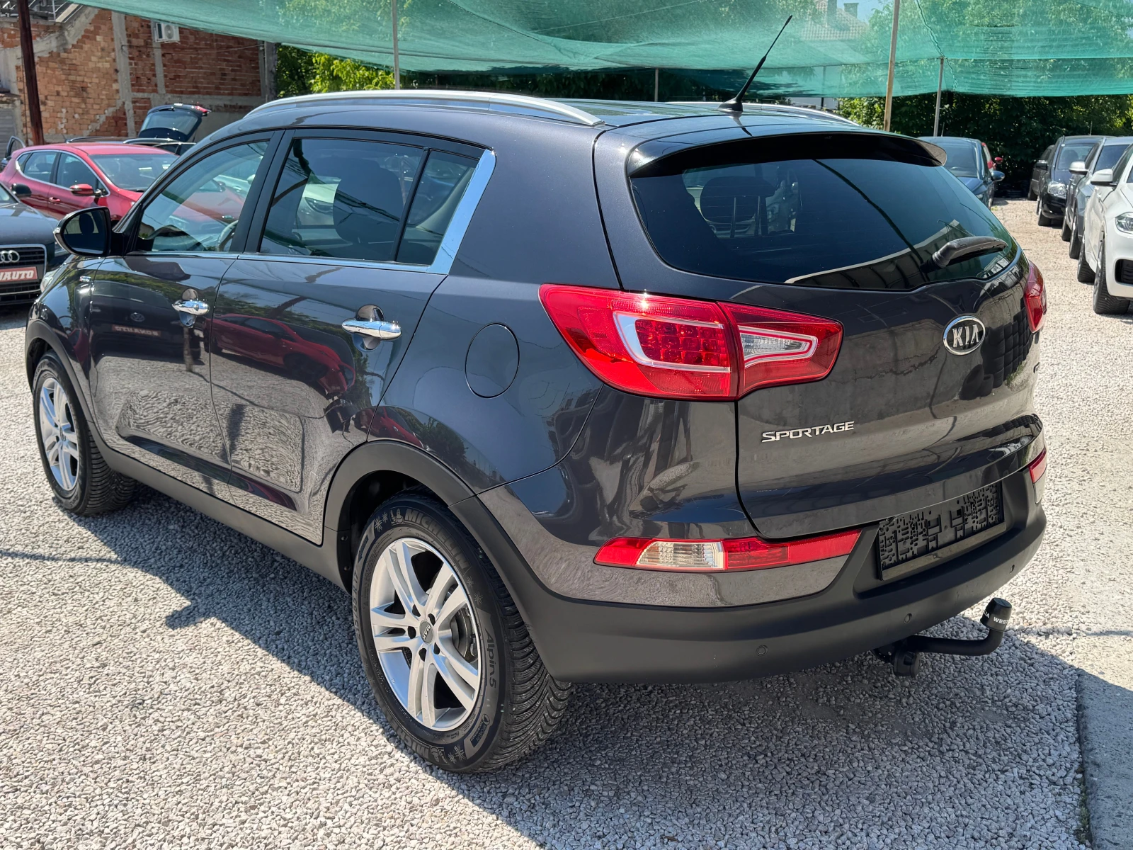 Kia Sportage 2.0CRDI-АВТОМАТ, снимка 5 - Автомобили и джипове - 54682471