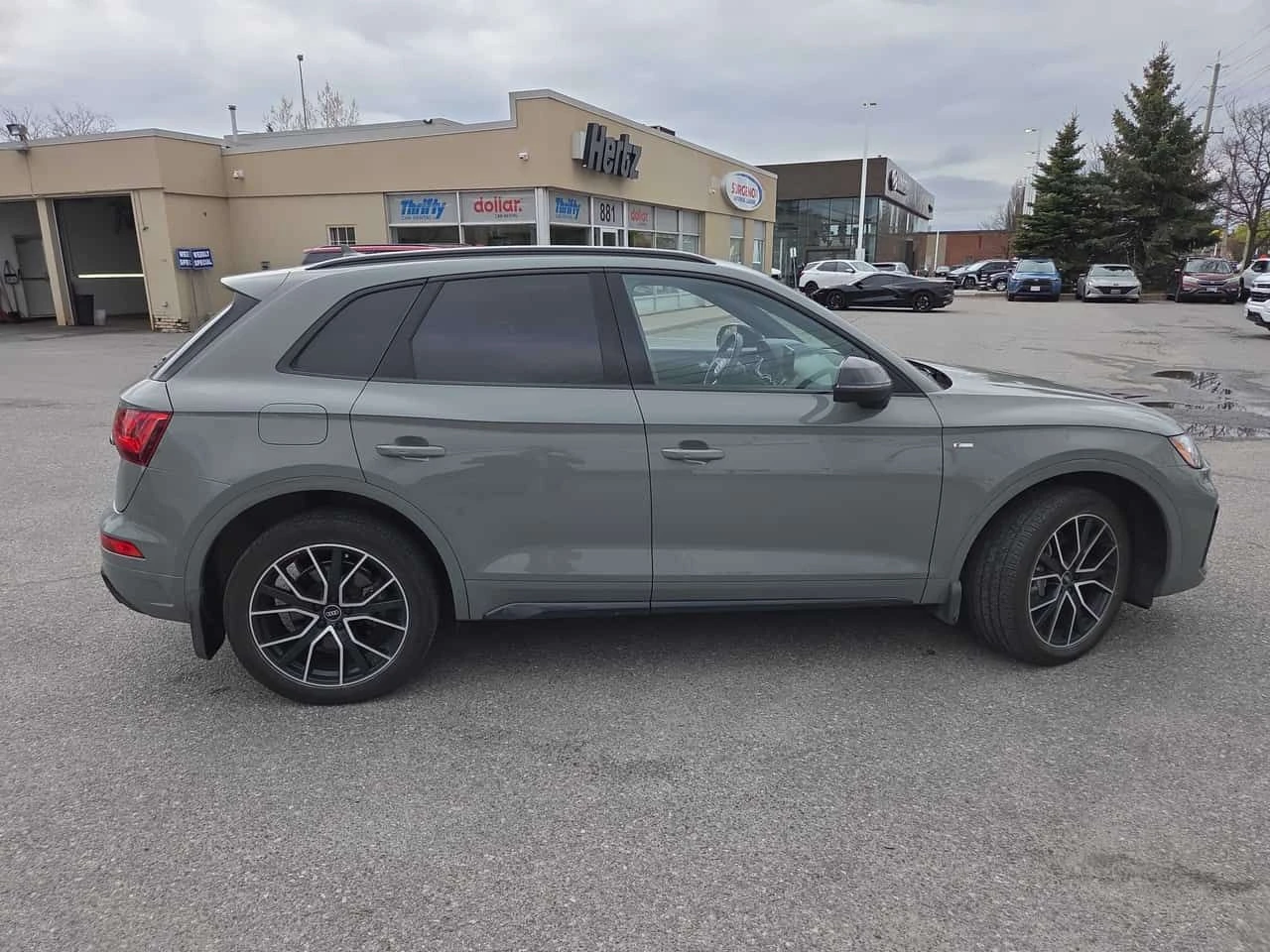 Audi Q5 * CARFAX * АВТОКРЕДИТ БЕЗ ПЪРВОНАЧАЛНА ВНОСКА, снимка 3 - Автомобили и джипове - 54784329