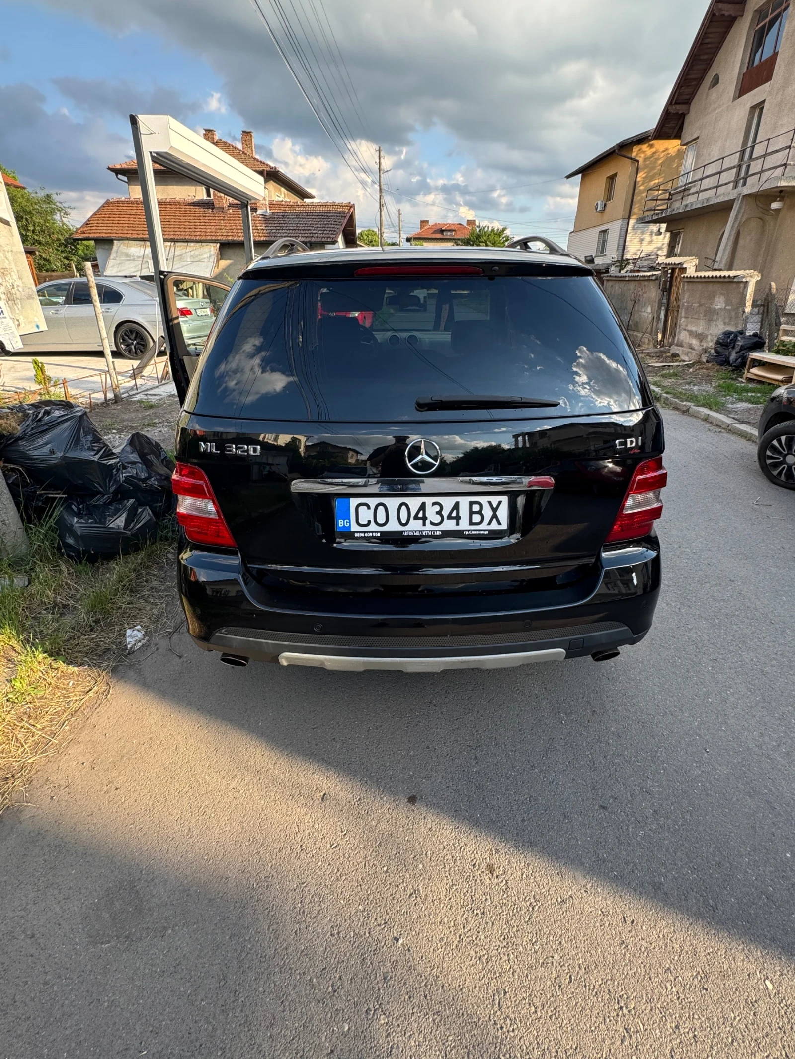 Mercedes-Benz ML 320, снимка 4 - Автомобили и джипове - 54811931