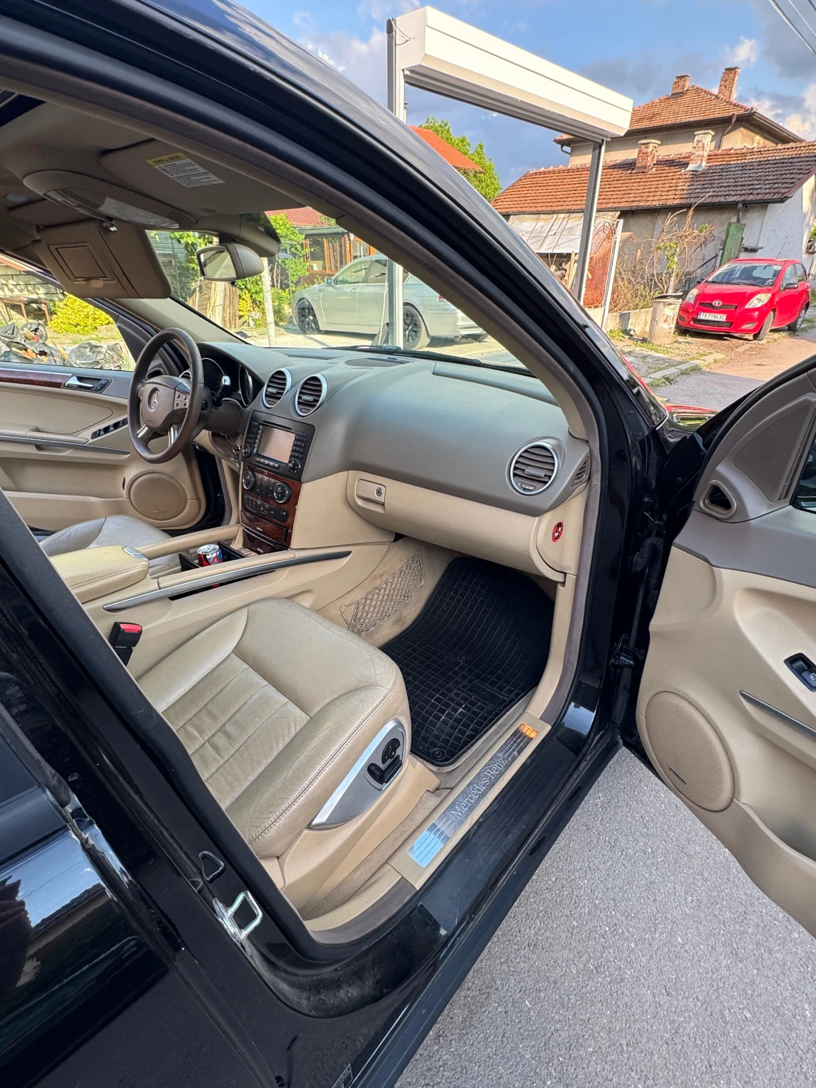 Mercedes-Benz ML 320, снимка 6 - Автомобили и джипове - 54811931