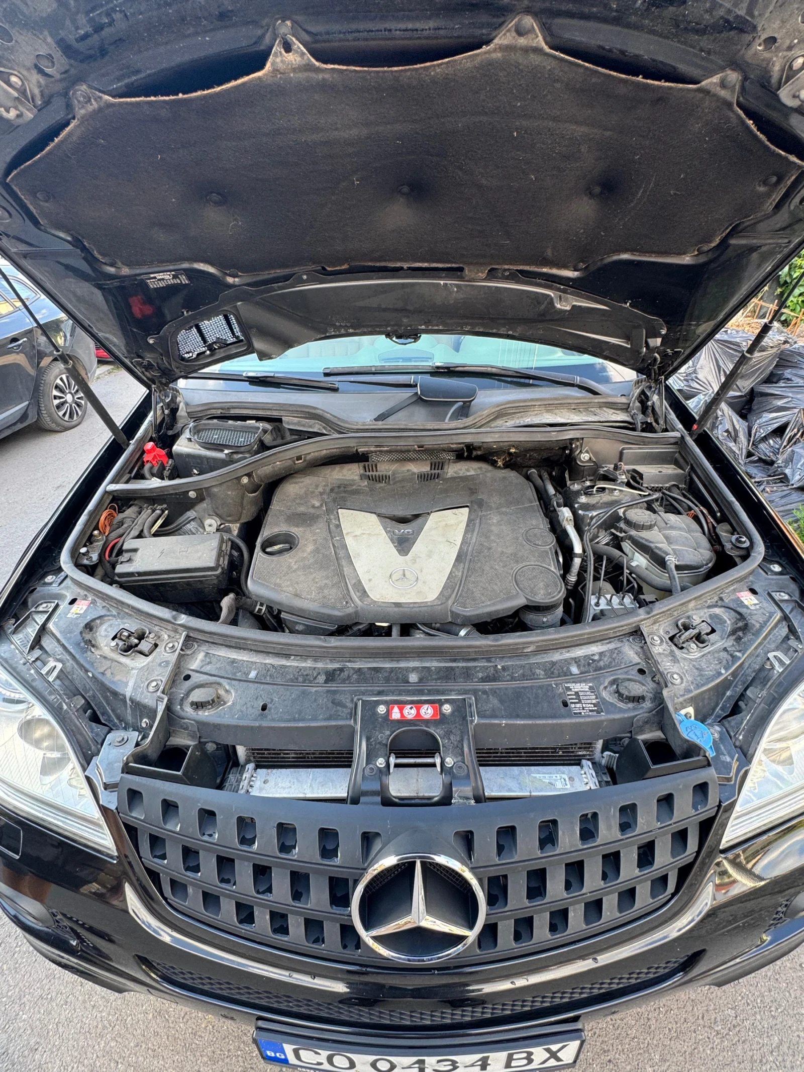 Mercedes-Benz ML 320, снимка 11 - Автомобили и джипове - 54811931