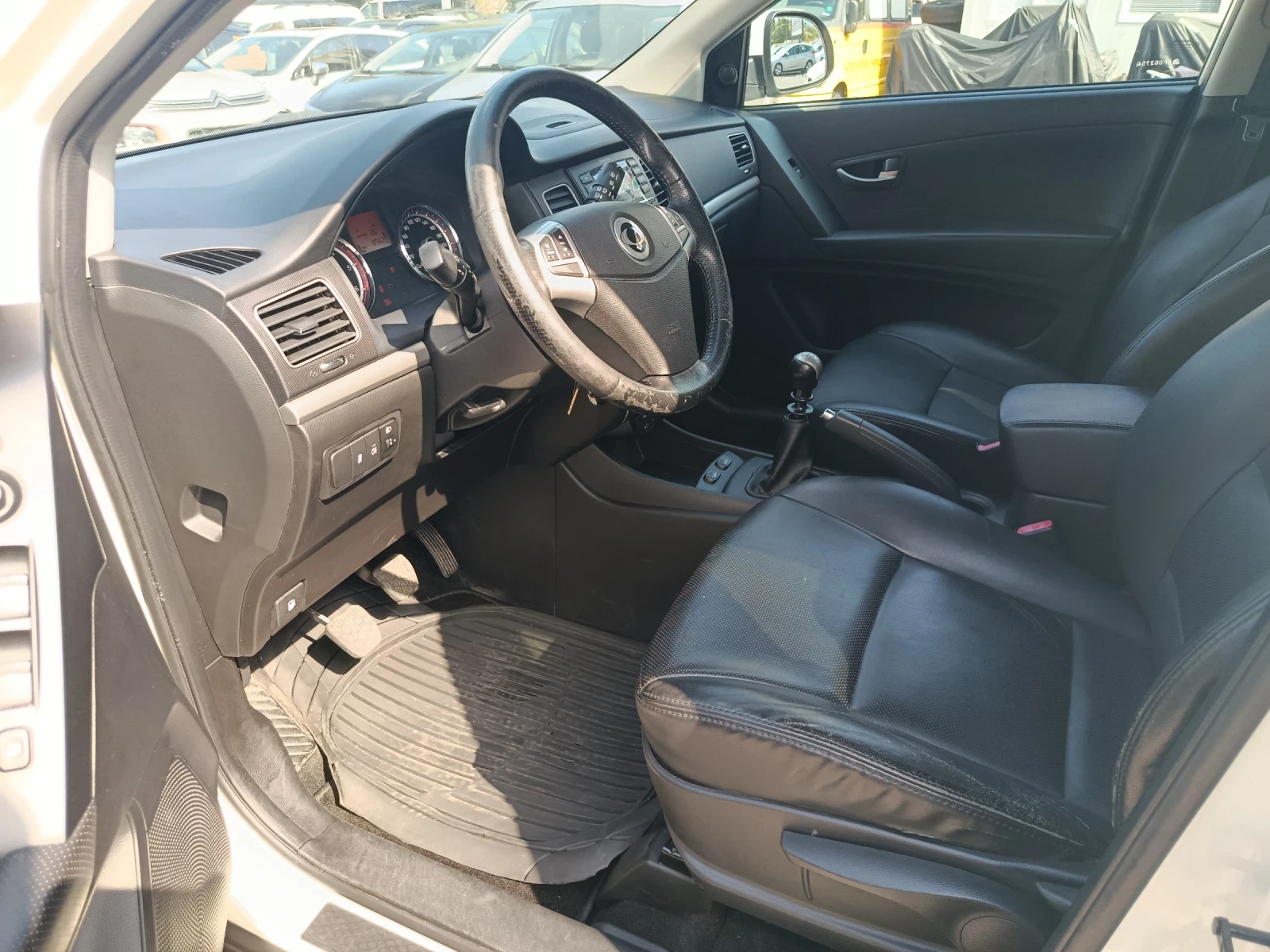 SsangYong Korando 2.0Diesel* Нов внос* Като нова* 100000км* , снимка 11 - Автомобили и джипове - 54973815