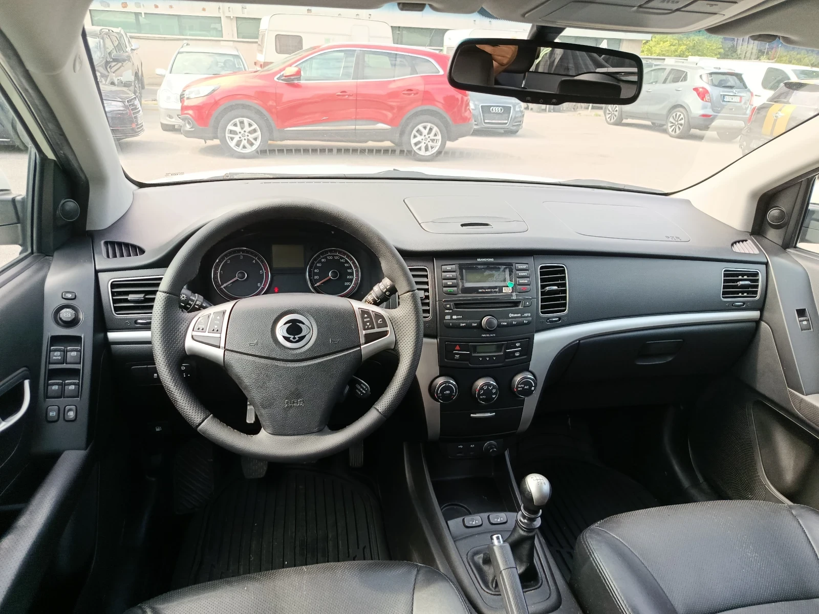SsangYong Korando 2.0D20T* Неразличим от нов, на* 100000км* , снимка 8 - Автомобили и джипове - 54973815
