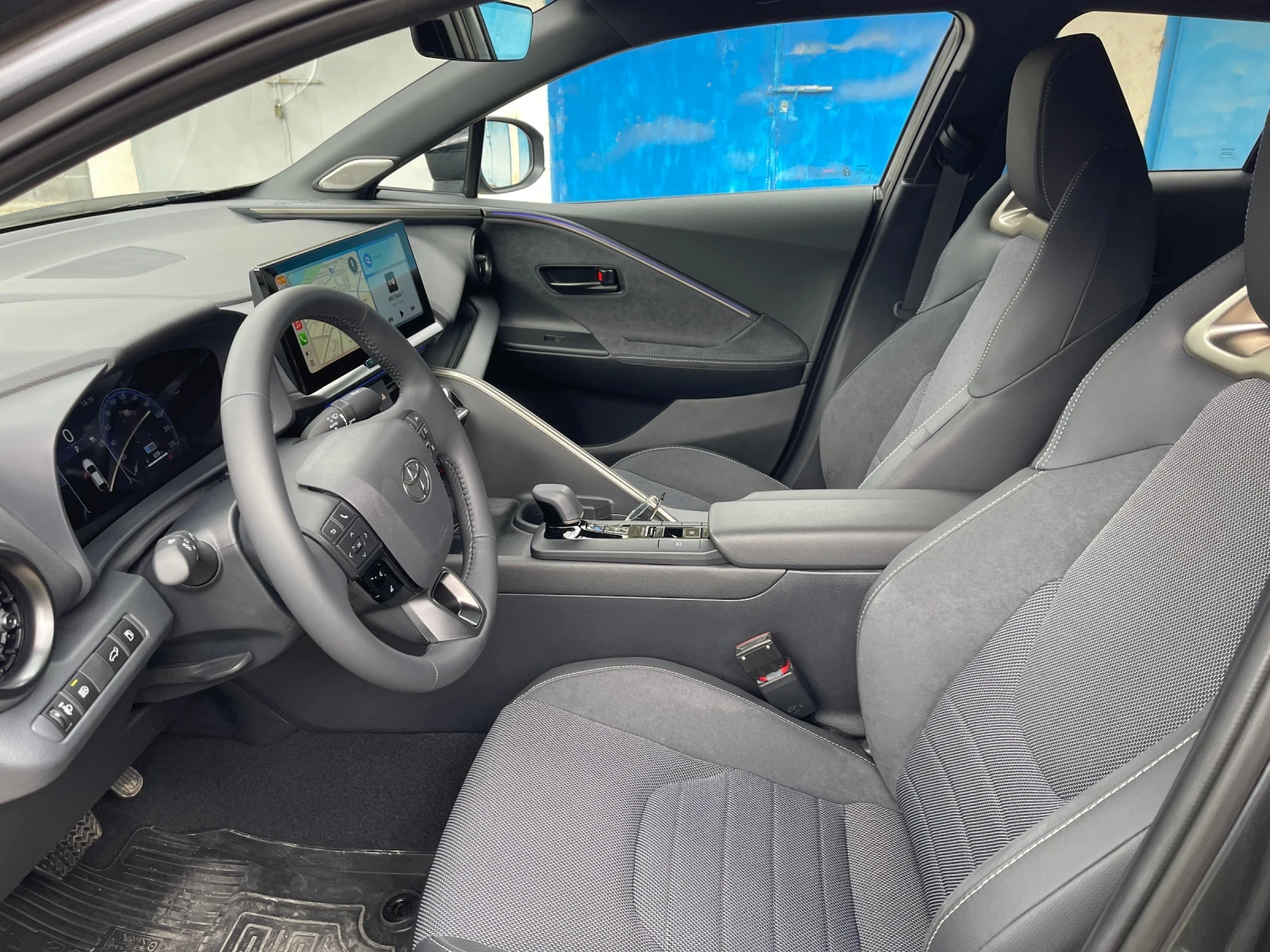 Toyota C-HR 2.0, 197кс, BiTone, Lounge, JBL, 10г. Гаранция, снимка 17 - Автомобили и джипове - 55303662