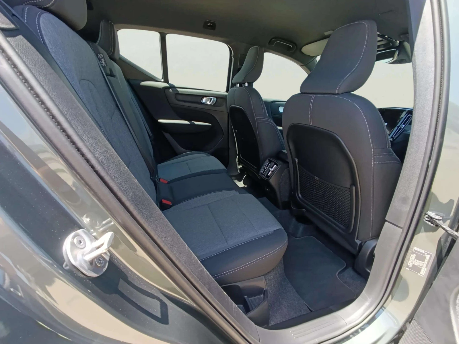 Volvo XC40 B3 (P) 2.0L | Mobile.bg � ����������� 10