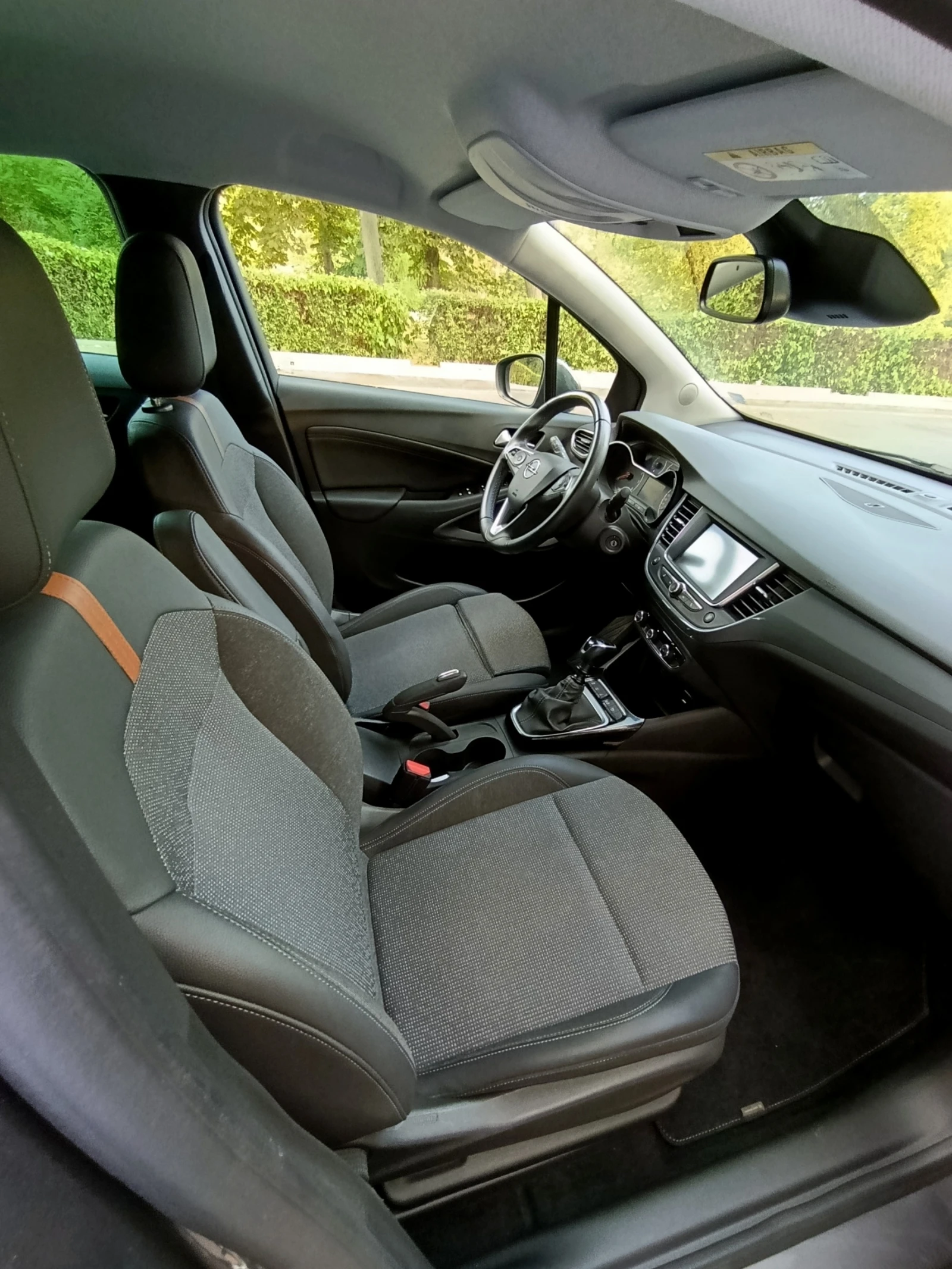 Opel Crossland X Elegance, снимка 4 - Автомобили и джипове - 55960470