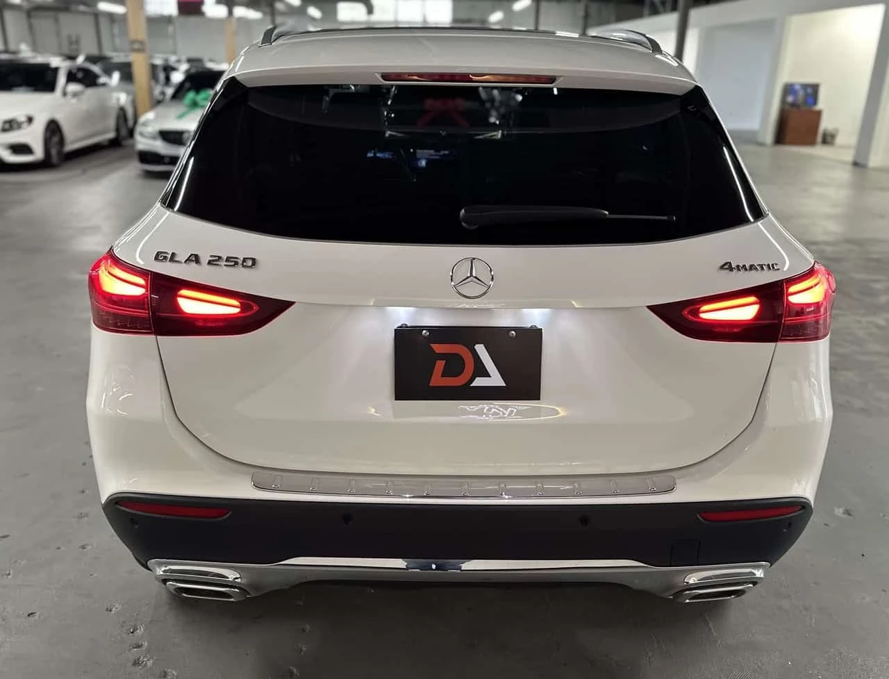 Mercedes-Benz GLA * 250 250 4MATIC SUV| CLEAN CAR FAX| PANO ROOF| RE | Mobile.bg � ����������� 7