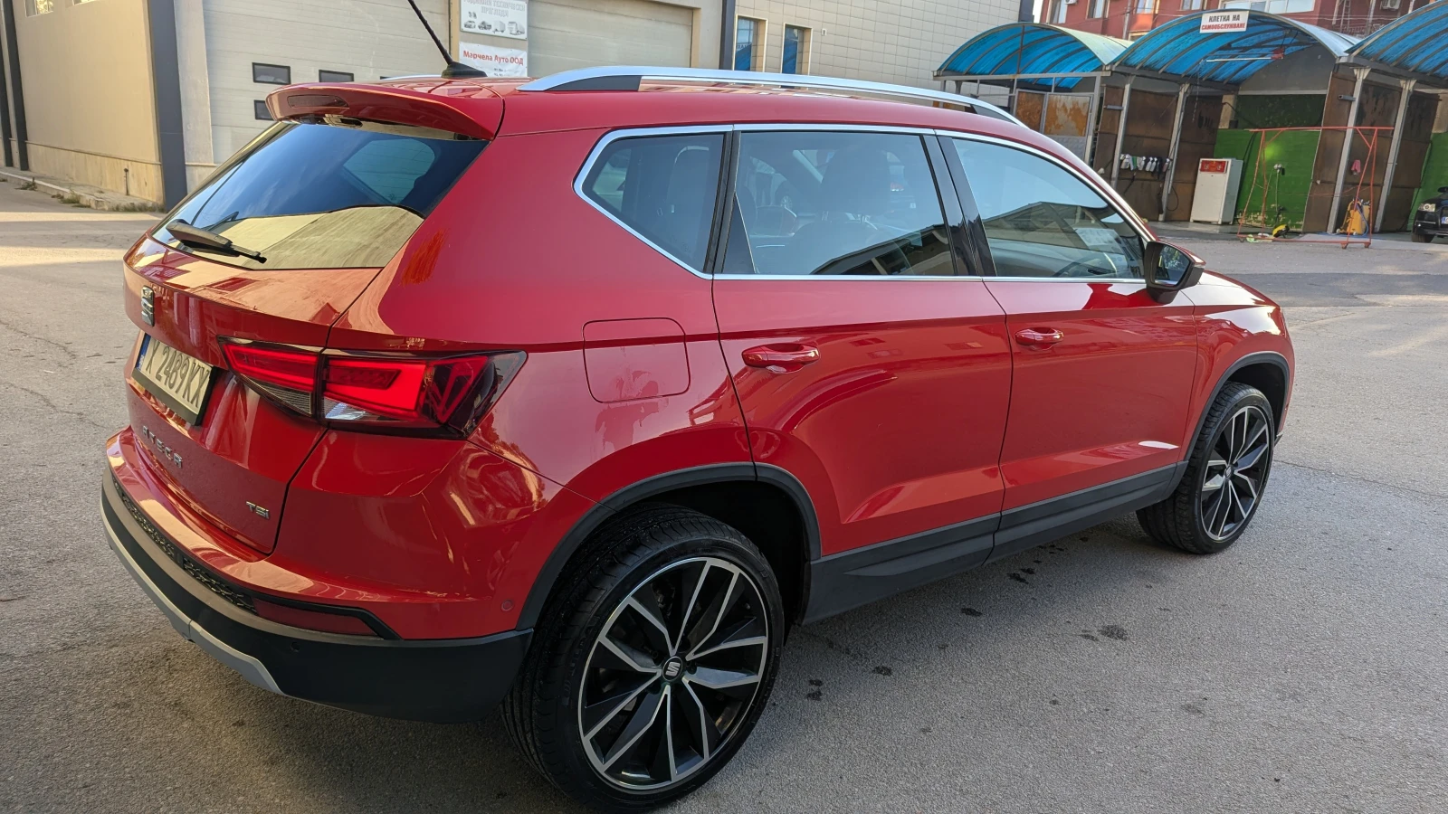 Seat Ateca 1.4 TSI, Xcellence (топ трим), снимка 4 - Автомобили и джипове - 56679528