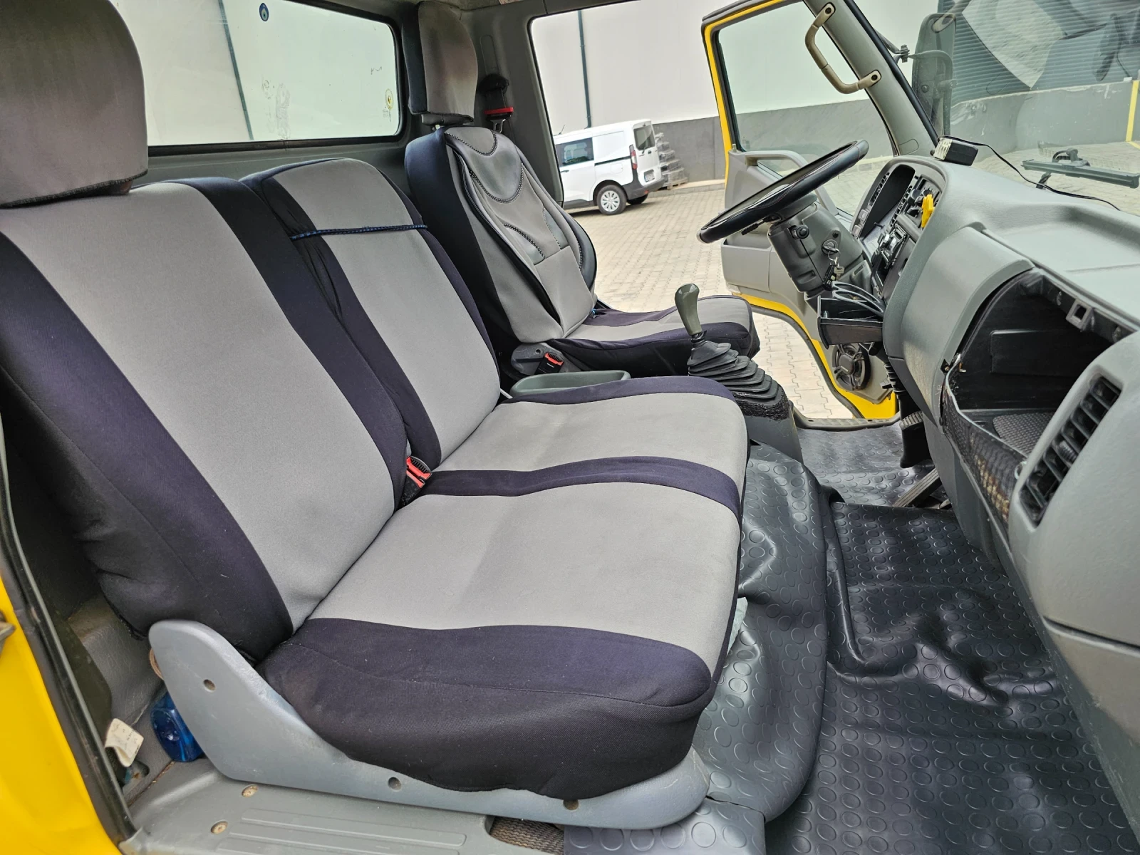 Mitsubishi Canter 3.0 DI-D (125 к.с.) - 3.5 тона ! , снимка 17 - Камиони - 54923625