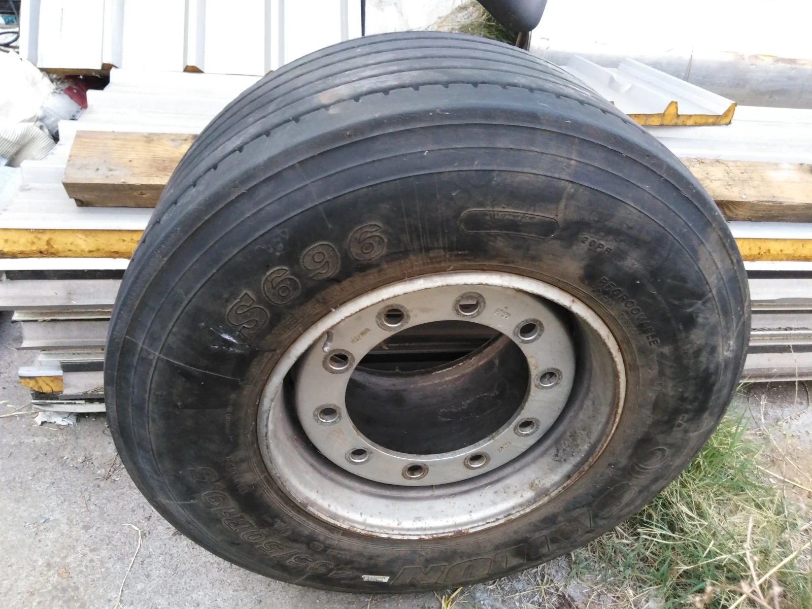 ���� � ������ 435/50R19.5 �� ����������� Mega | Mobile.bg � ����������� 4