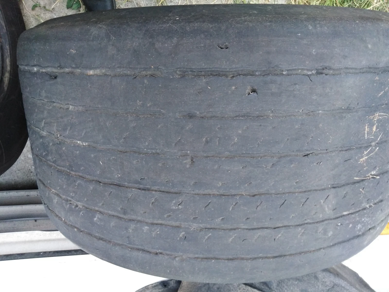���� � ������ 435/50R19.5 �� ����������� Mega | Mobile.bg � ����������� 14