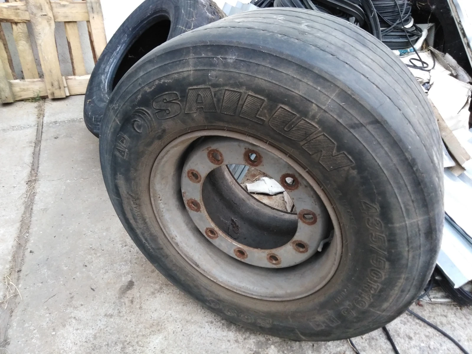 ���� � ������ 435/50R19.5 �� ����������� Mega | Mobile.bg � ����������� 6