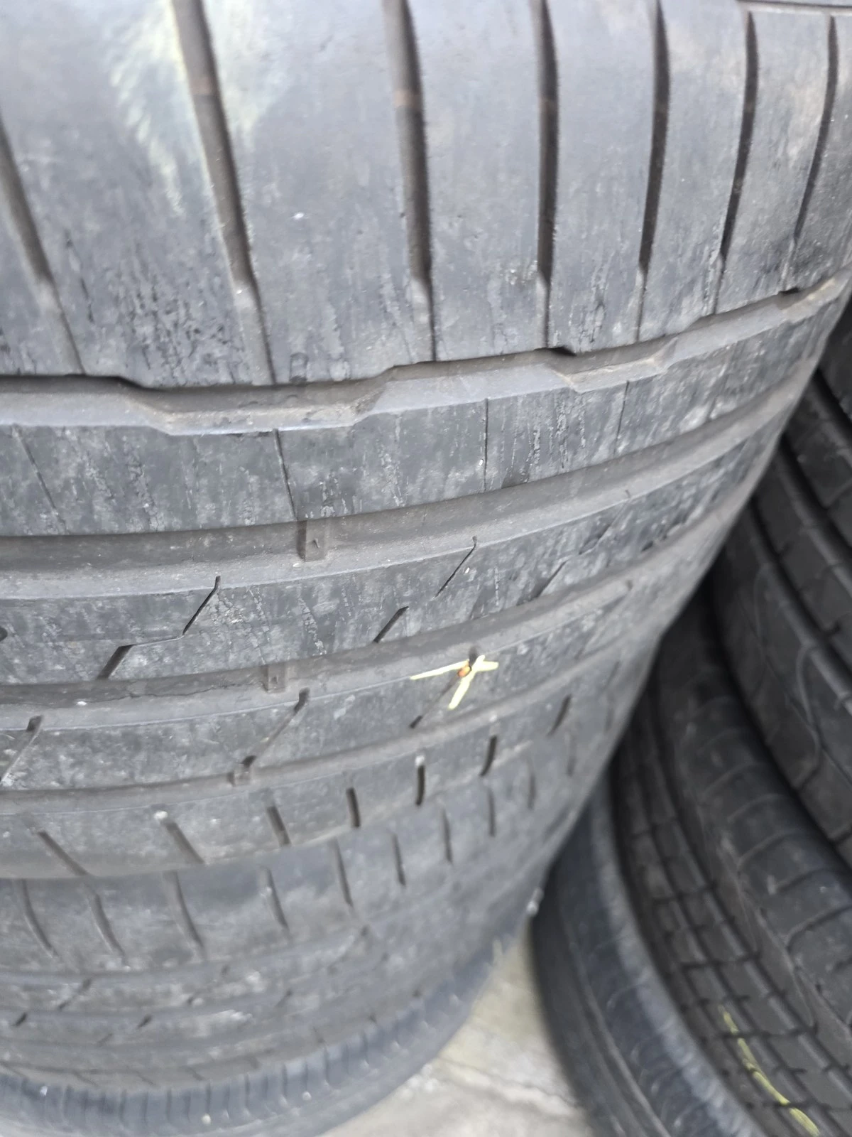 Гуми Летни 285/30R22, снимка 9 - Гуми и джанти - 56664484