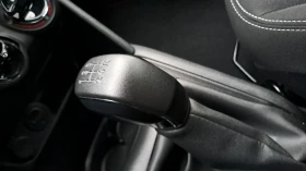 Peugeot 208 1.6 HDI - Facelift/ Като Нова , снимка 15