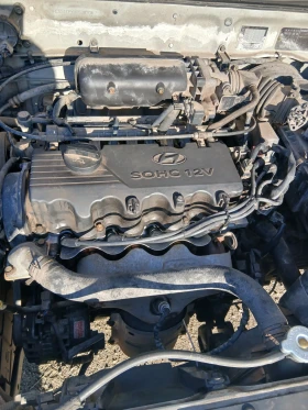 Hyundai Accent Седан, снимка 12