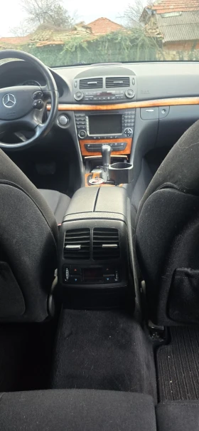 Mercedes-Benz E 350, снимка 5