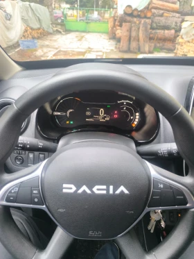 Dacia Spring - 11000 € / 21514.13 лв. - 59703236 9