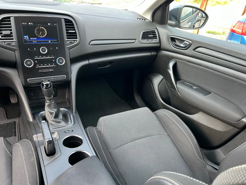 Renault Megane 1.5 DCi N1 EURO6B, снимка 12 - Автомобили и джипове - 46924392