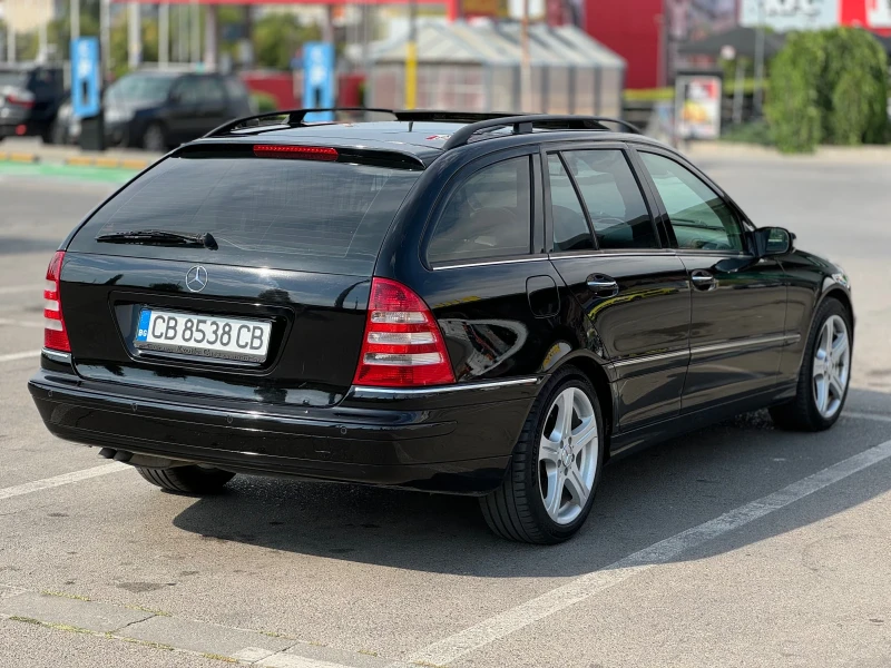 Mercedes-Benz C 320, снимка 4 - Автомобили и джипове - 46940289