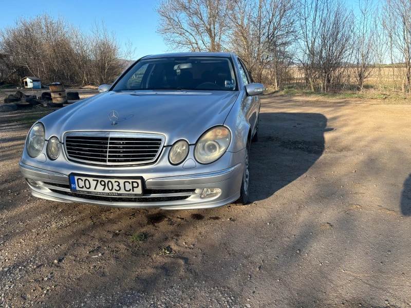 Mercedes-Benz E 270, снимка 8 - Автомобили и джипове - 49587356