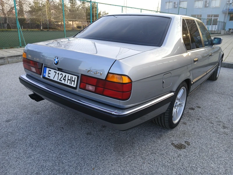 BMW 750 I, снимка 15 - Автомобили и джипове - 52686608