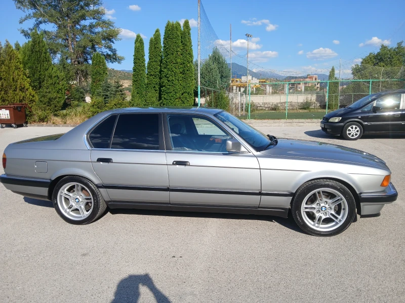 BMW 750 I, снимка 8 - Автомобили и джипове - 52686608