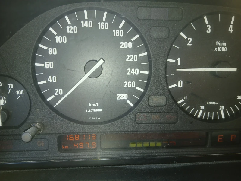 BMW 750 I, снимка 11 - Автомобили и джипове - 52686608