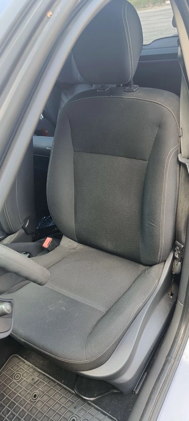 Renault Clio 120000км., снимка 11 - Автомобили и джипове - 51358592