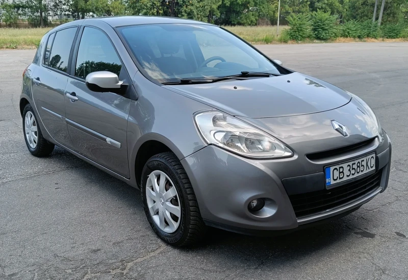 Renault Clio 120000км., снимка 3 - Автомобили и джипове - 51358592