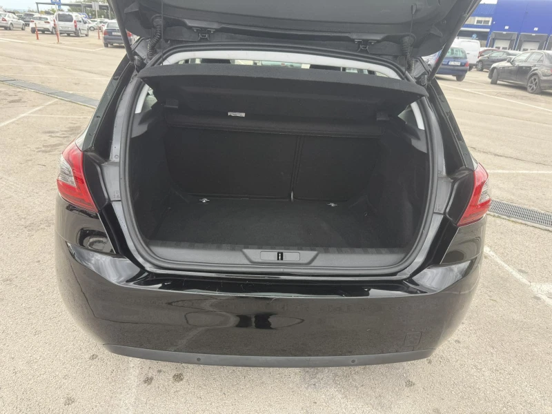 Peugeot 308 1.5 EHDI, снимка 6 - Автомобили и джипове - 52083163